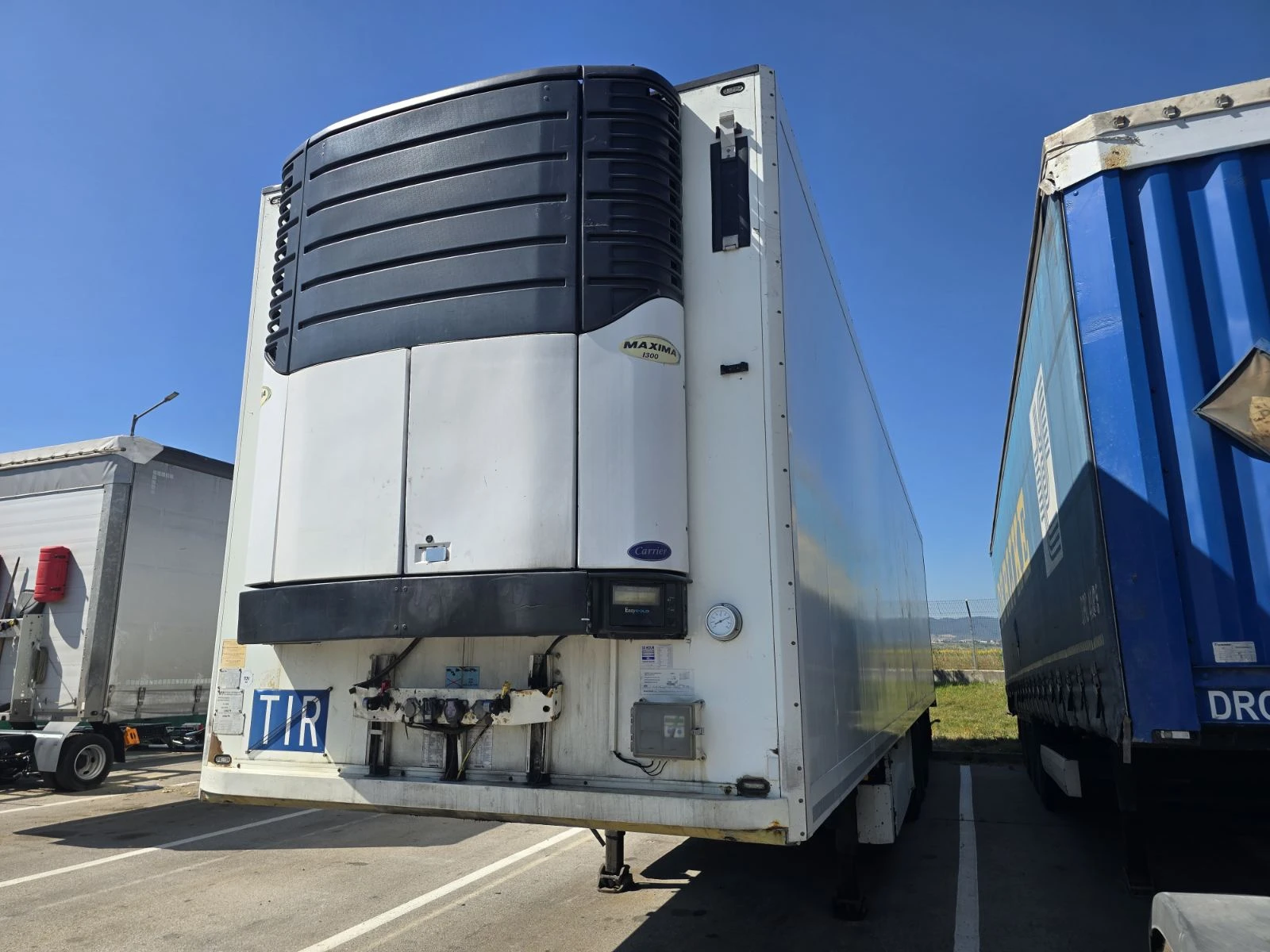 Полуремарке Schmitz SKO 24