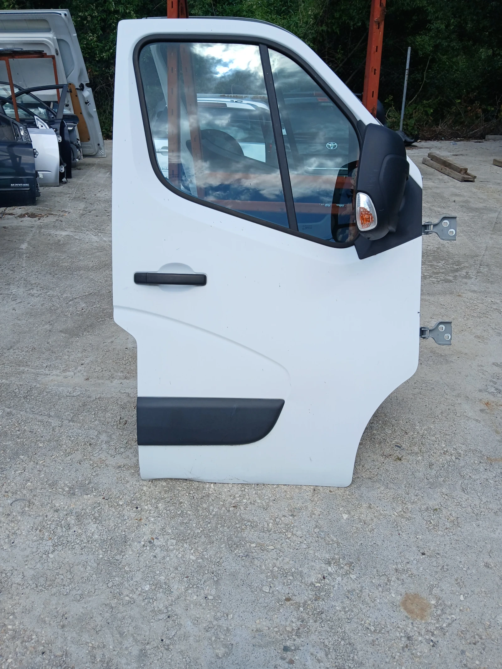 Дясна врата Nissan NV400 2016г