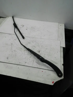 Рамо чистачка дясно Рено Меган кабрио