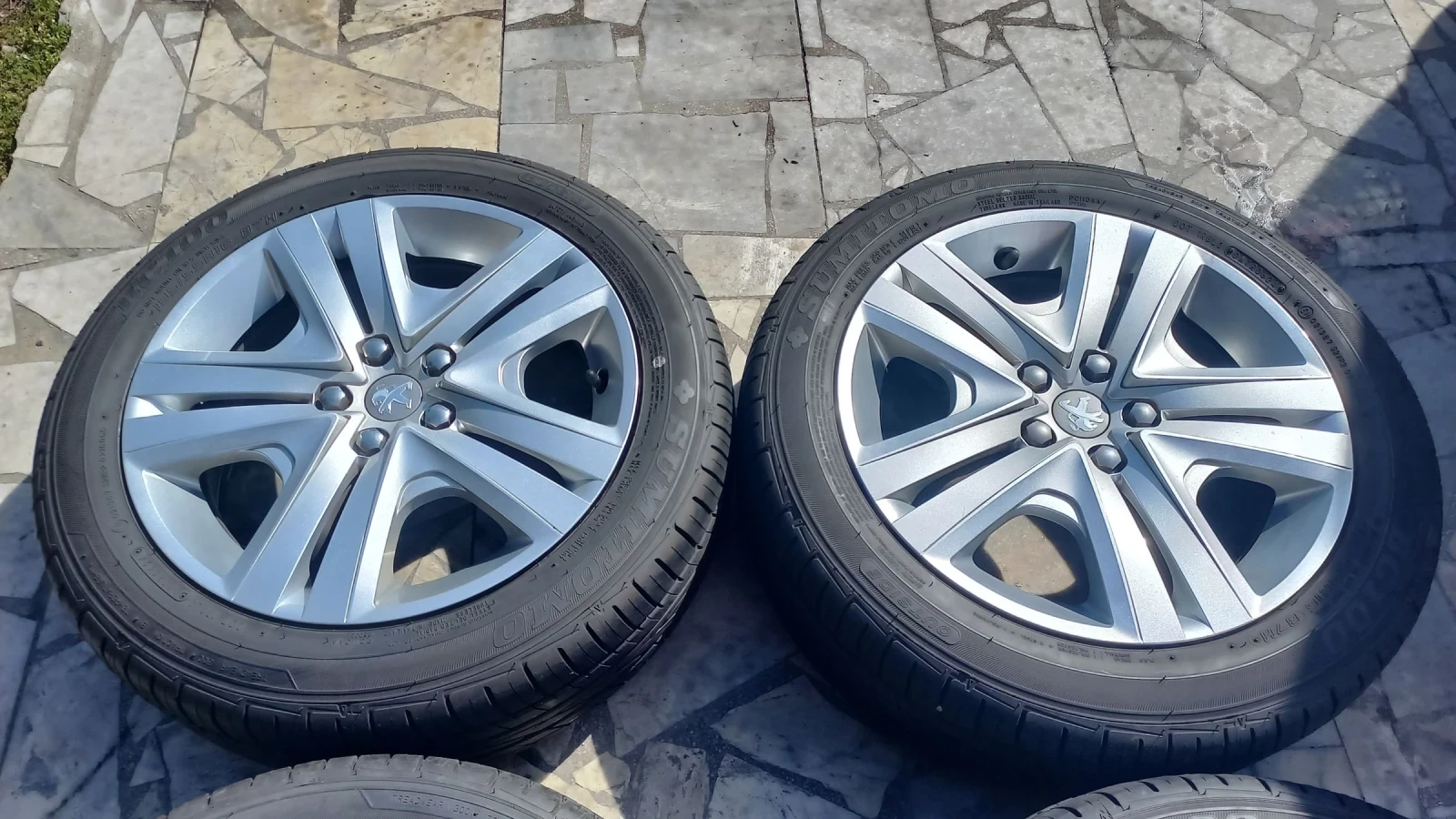 ���� � ������ 195/55R16 �� Peugeot 208 | Mobile.bg � ����������� 4
