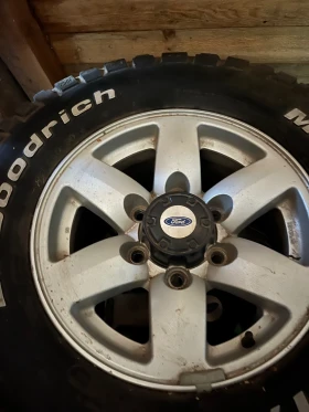 Гуми с джанти BF Goodrich 235/75R15, снимка 2 - Гуми и джанти - 48548751