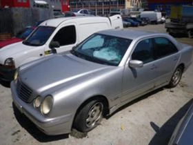 Mercedes-Benz E 320 3.2 CDI Avantgarde, снимка 1