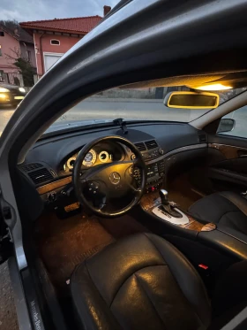 Mercedes-Benz E 280, снимка 6