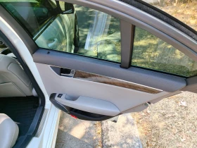 Mercedes-Benz C 200 2.0, снимка 11