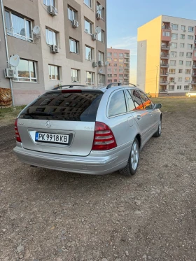 Mercedes-Benz C 220, снимка 2