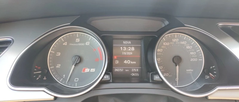 Audi S5 V8 350hp ръчна кутия, снимка 15 - Автомобили и джипове - 46631058