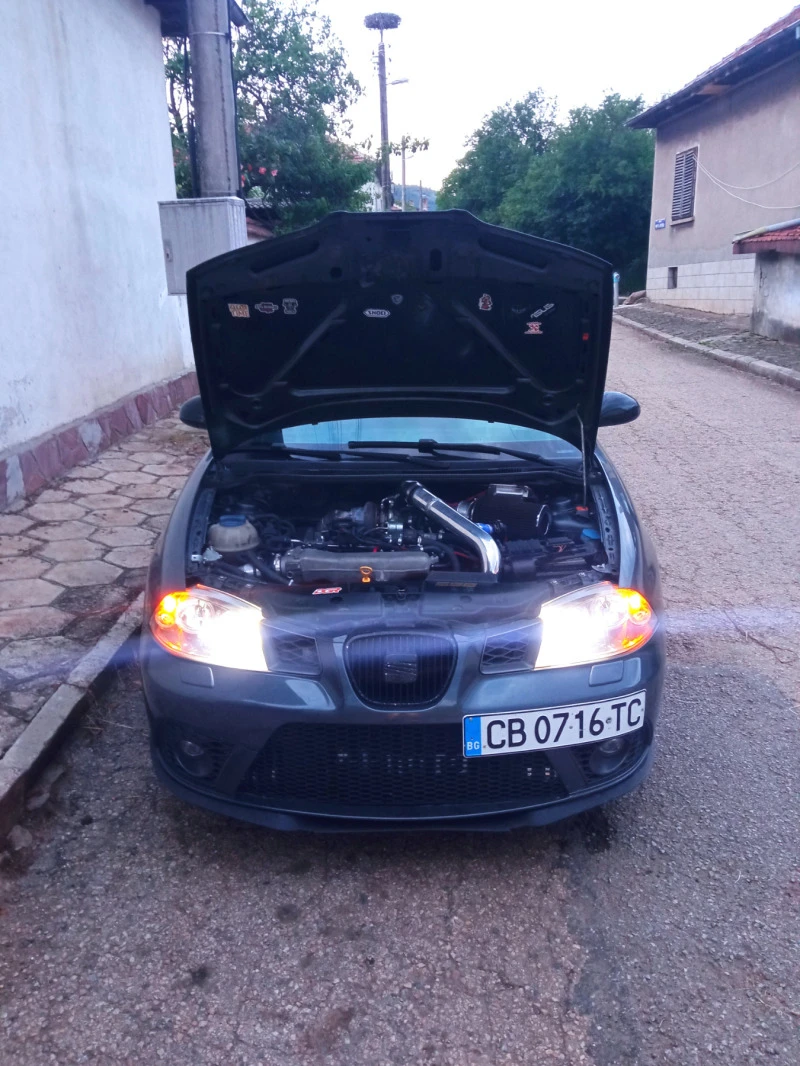 Seat Ibiza Ibiza 6l, снимка 5 - Автомобили и джипове - 48161284