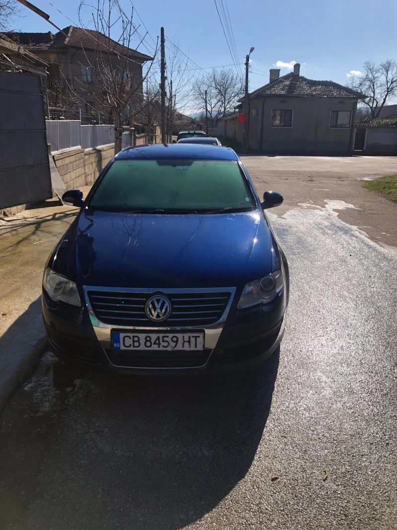 VW Passat, снимка 1 - Автомобили и джипове - 47044287