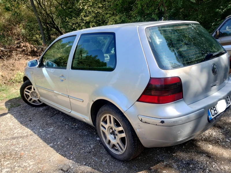 VW Golf, снимка 4 - Автомобили и джипове - 47229283