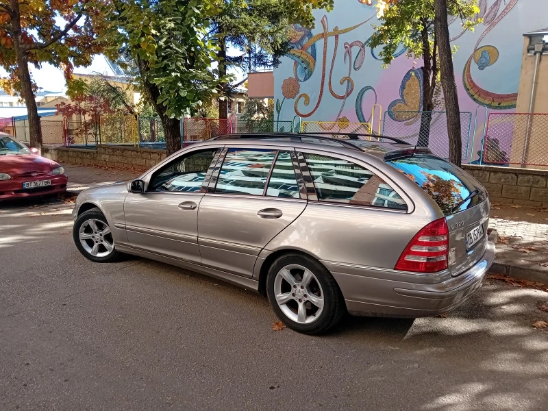 Mercedes-Benz C 320 320 gaz.inj. Avangard 4matik, снимка 10 - Автомобили и джипове - 47830003