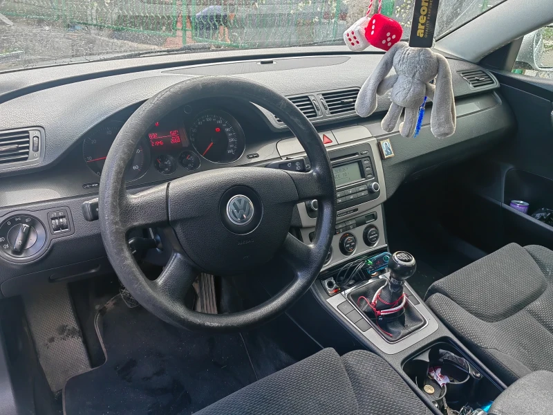 VW Passat, снимка 2 - Автомобили и джипове - 47963311