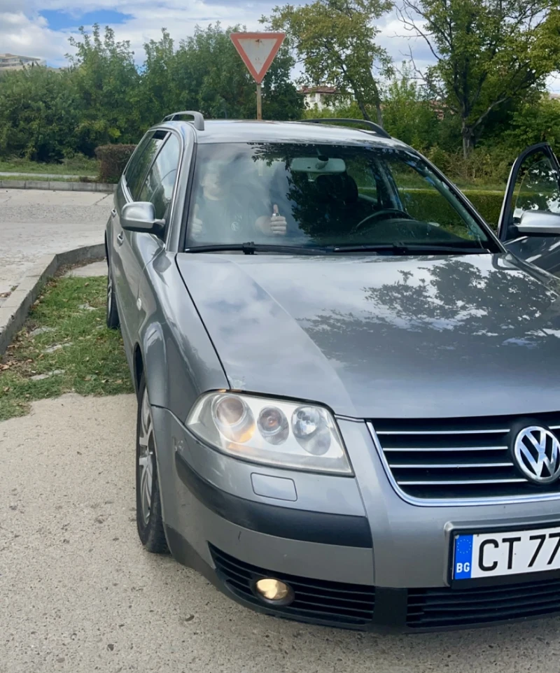 VW Passat, снимка 2 - Автомобили и джипове - 48026135