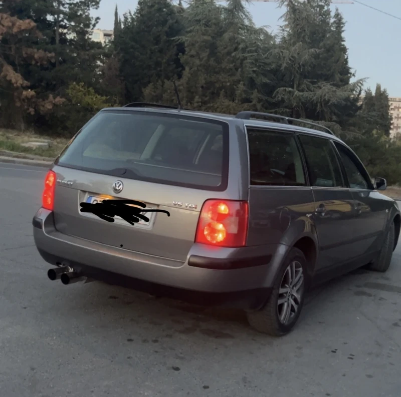 VW Passat, снимка 3 - Автомобили и джипове - 48026135