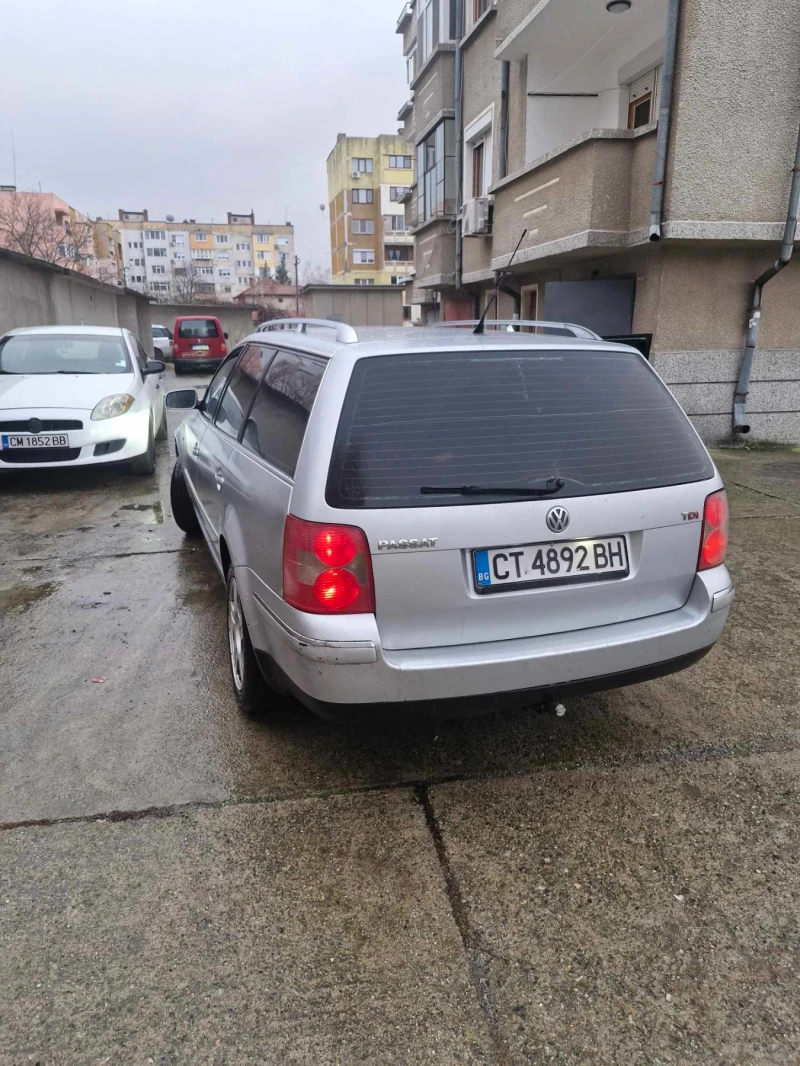 VW Passat, снимка 4 - Автомобили и джипове - 48693612