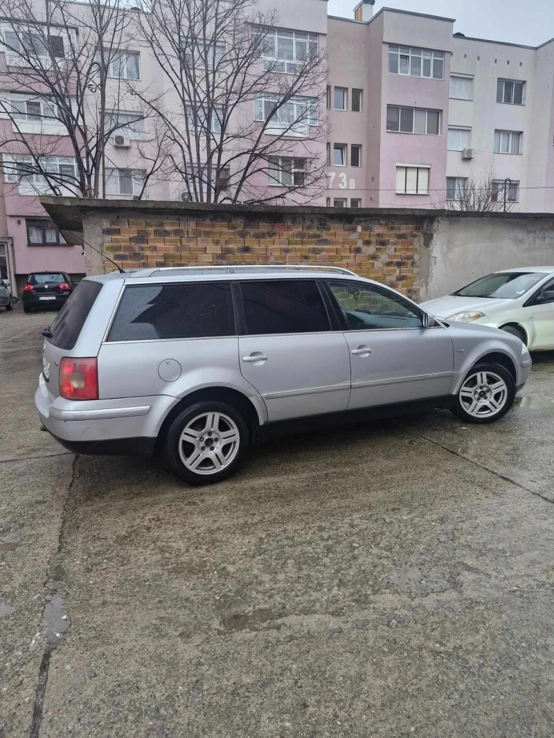 VW Passat, снимка 3 - Автомобили и джипове - 48693612