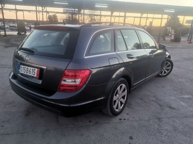 Mercedes-Benz C 200 ТОП/FACELIFT/КОЖА/АВТОМАТ, снимка 4 - Автомобили и джипове - 48754343