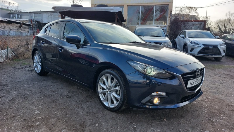 Mazda 3 2.0i, бензин, навигация, кожен салон, 6 скорости, снимка 1 - Автомобили и джипове - 49135584