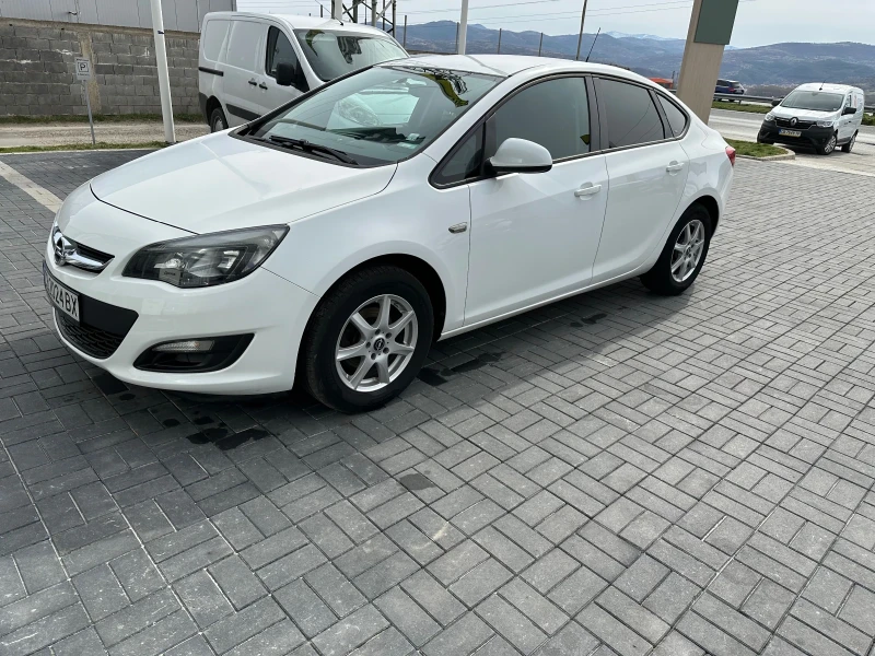 Opel Astra 1.6 CDTI EURO 6, снимка 2 - Автомобили и джипове - 49598534