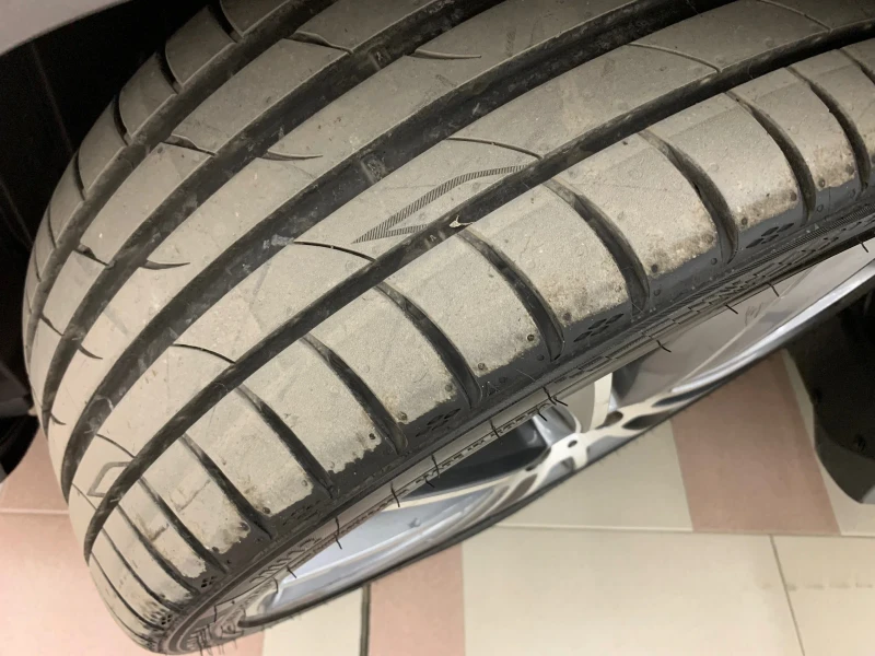 Mercedes-Benz E 220 AMG 4-MATIC #Burmester#CAM360#PODGREV#HUD#VIRTUAL#, снимка 17 - Автомобили и джипове - 50061568