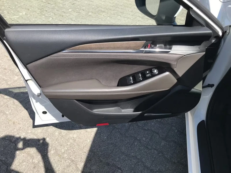 Mazda 6 SKYACTIV-D/184HP/SPORTS-LINE/CRPLAY/HUD/KLESS/513f, снимка 15 - Автомобили и джипове - 51247873