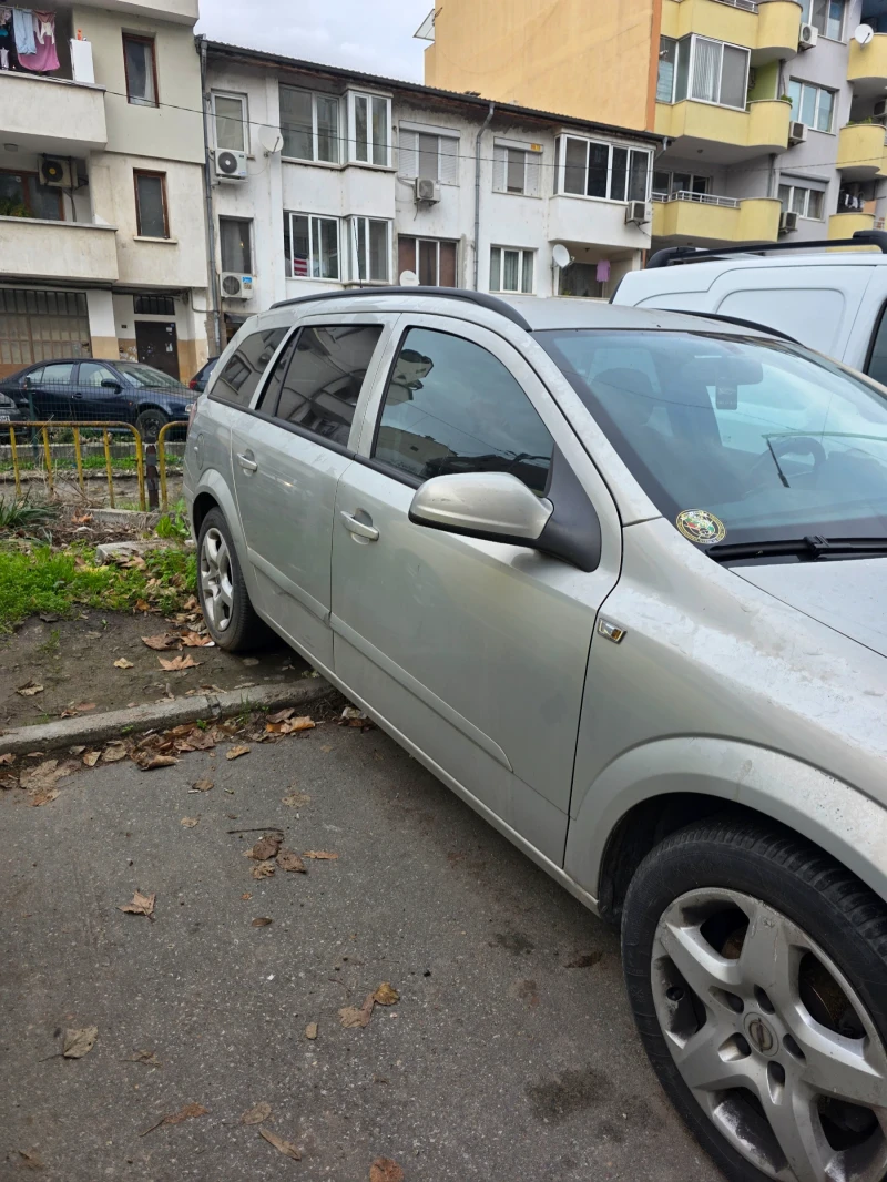 Opel Astra, снимка 3 - Автомобили и джипове - 52655040