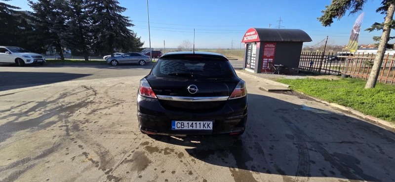 Opel Astra 1.7 CDTI, снимка 6 - Автомобили и джипове - 52800894