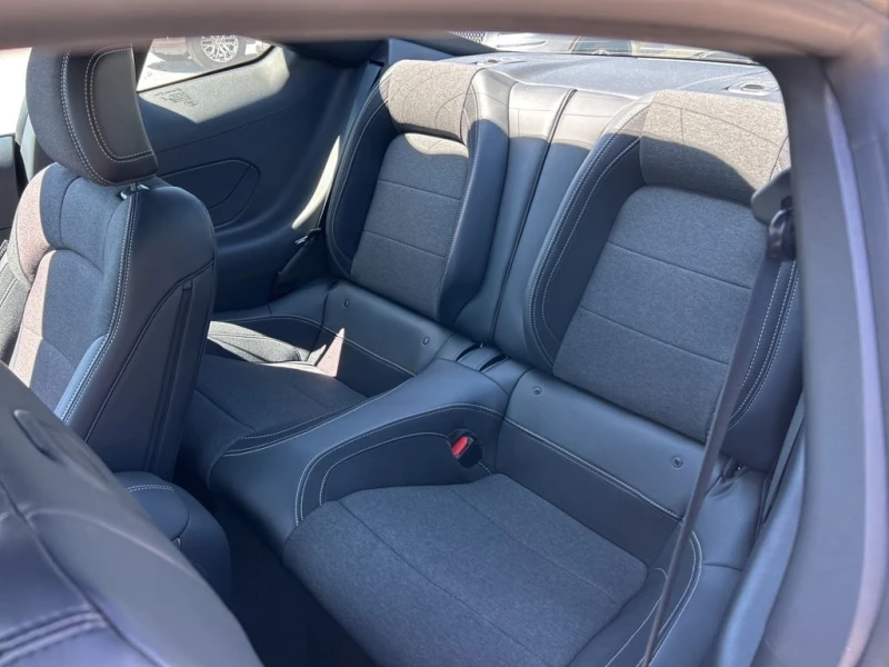 Ford Mustang * EcoBoost Local One owner * CARFAX * ЦЕНА ДО БГ, снимка 13 - Автомобили и джипове - 53010755