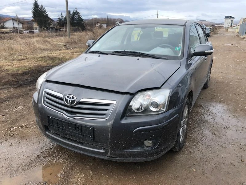 Toyota Avensis 2.2D4D - изображение 2