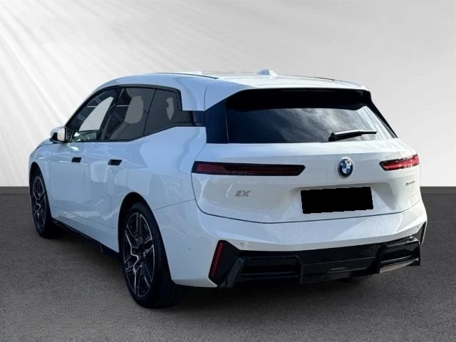 BMW iX xDrive45/FACELIFT/M-SPORT/H&K/360/ - изображение 3