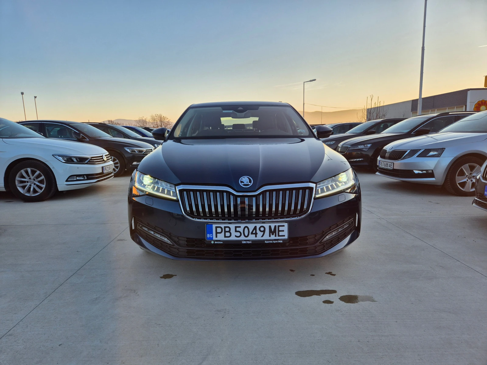 Skoda Superb С-Гаранция-2.0-A/T - изображение 8