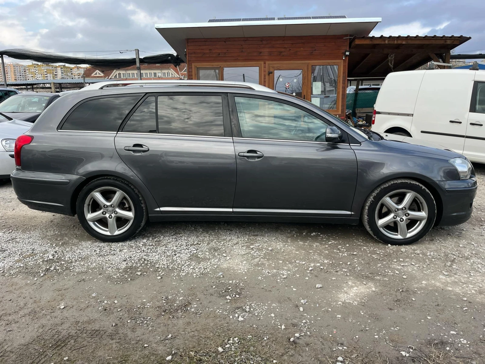 Toyota Avensis Face - изображение 4