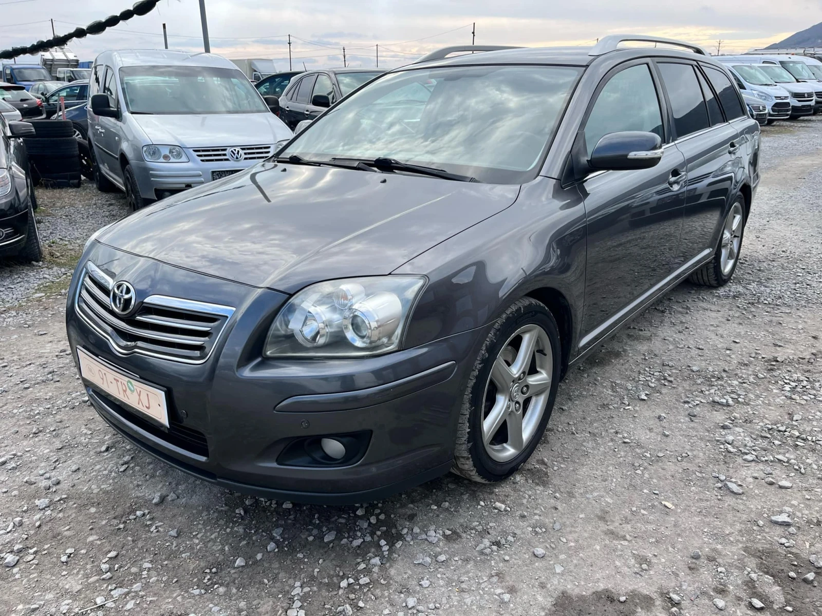 Toyota Avensis Face - изображение 2