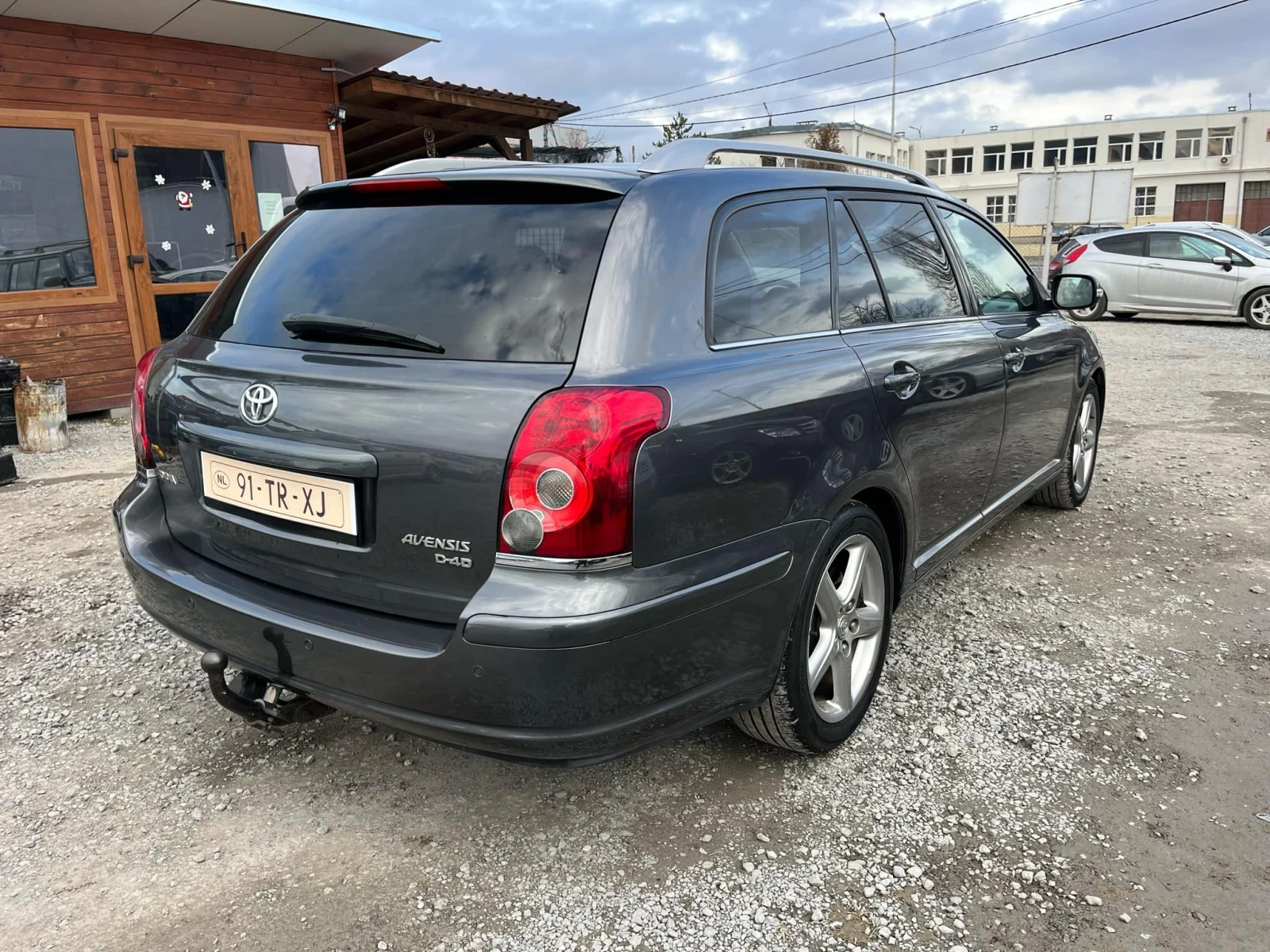 Toyota Avensis Face - изображение 3