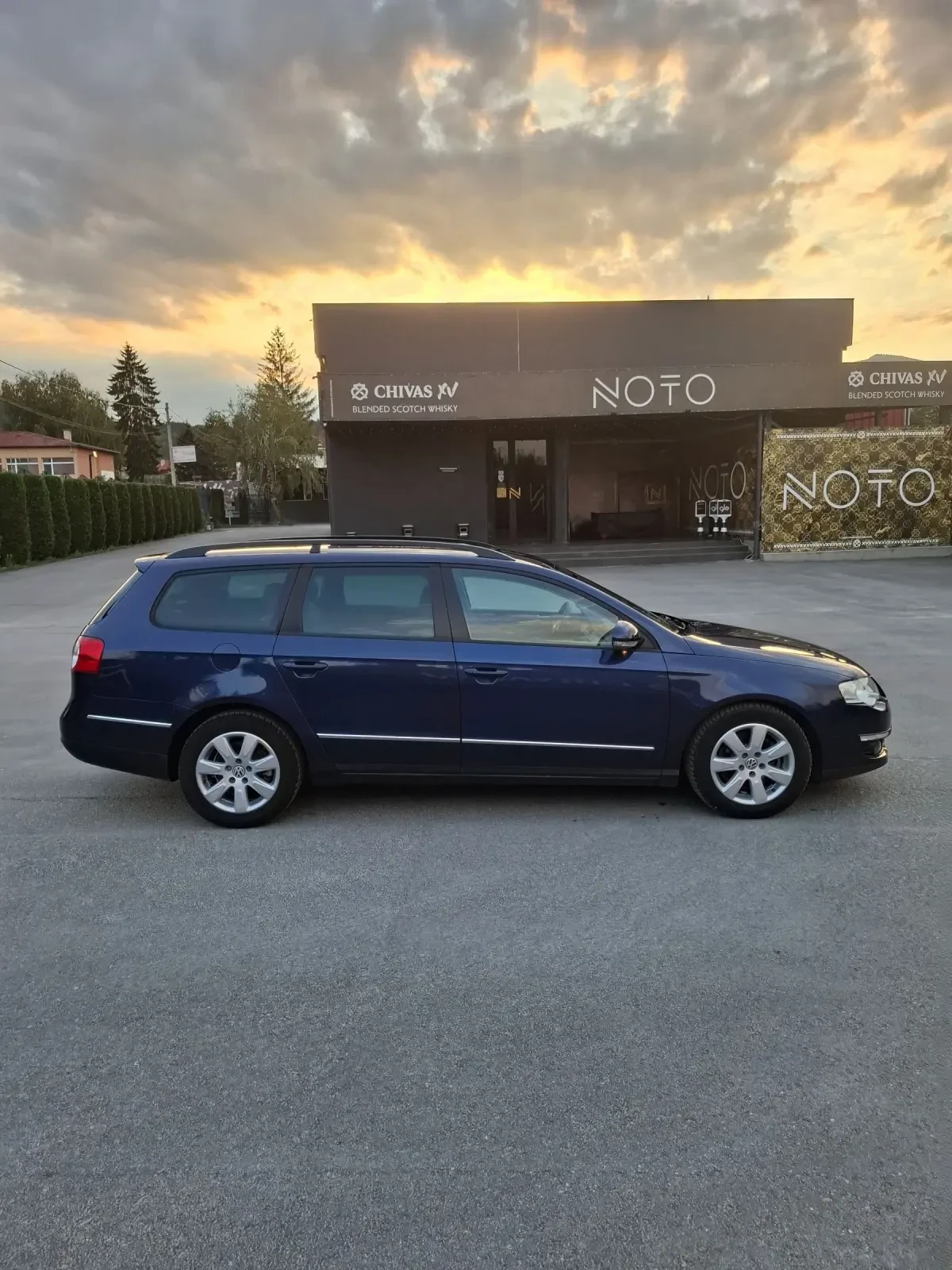 VW Passat 2.0TDI 140к.с COMONREAL АВТОМАТИК  - изображение 8