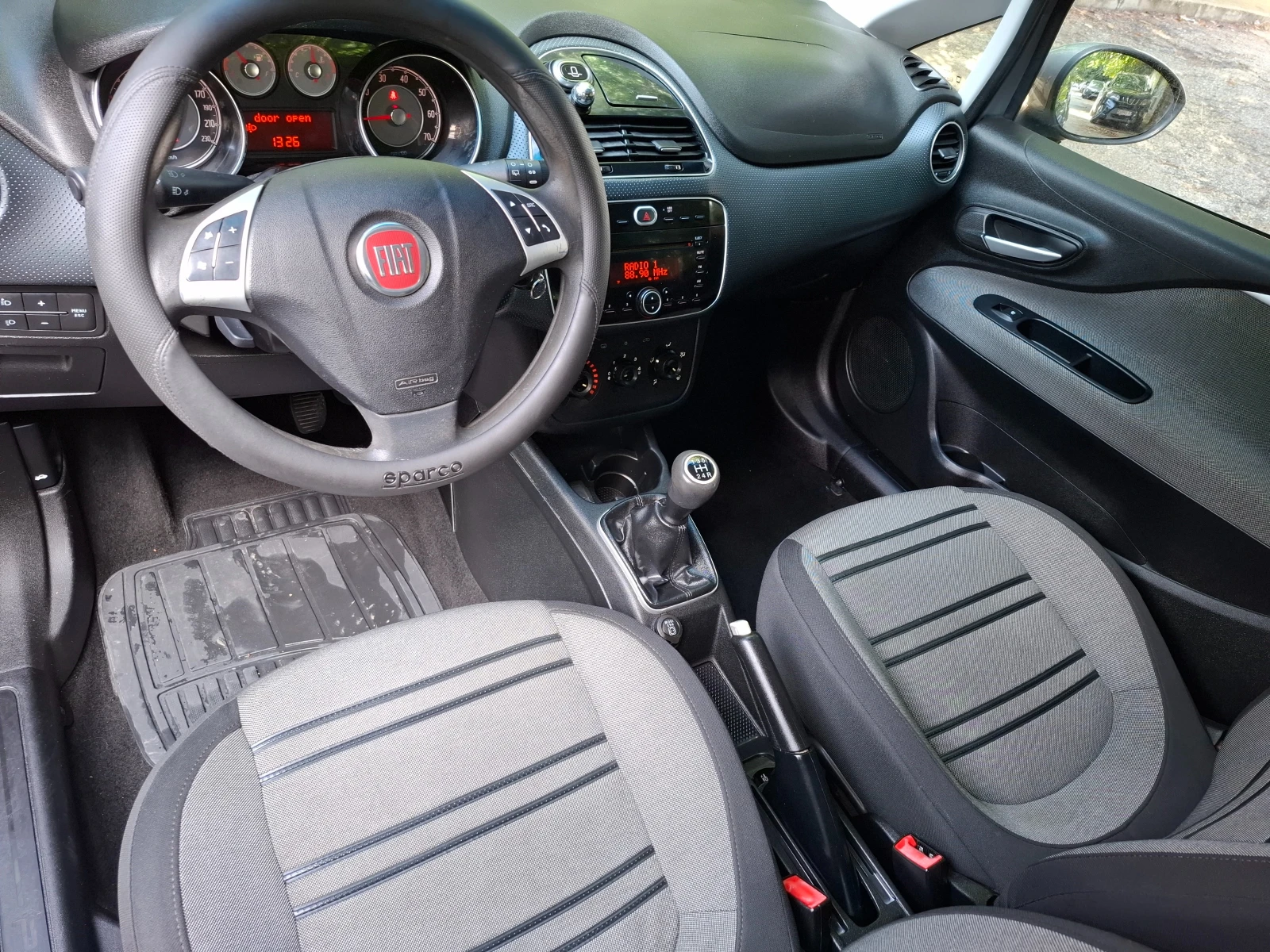 Fiat Punto 4+ 1 - изображение 9