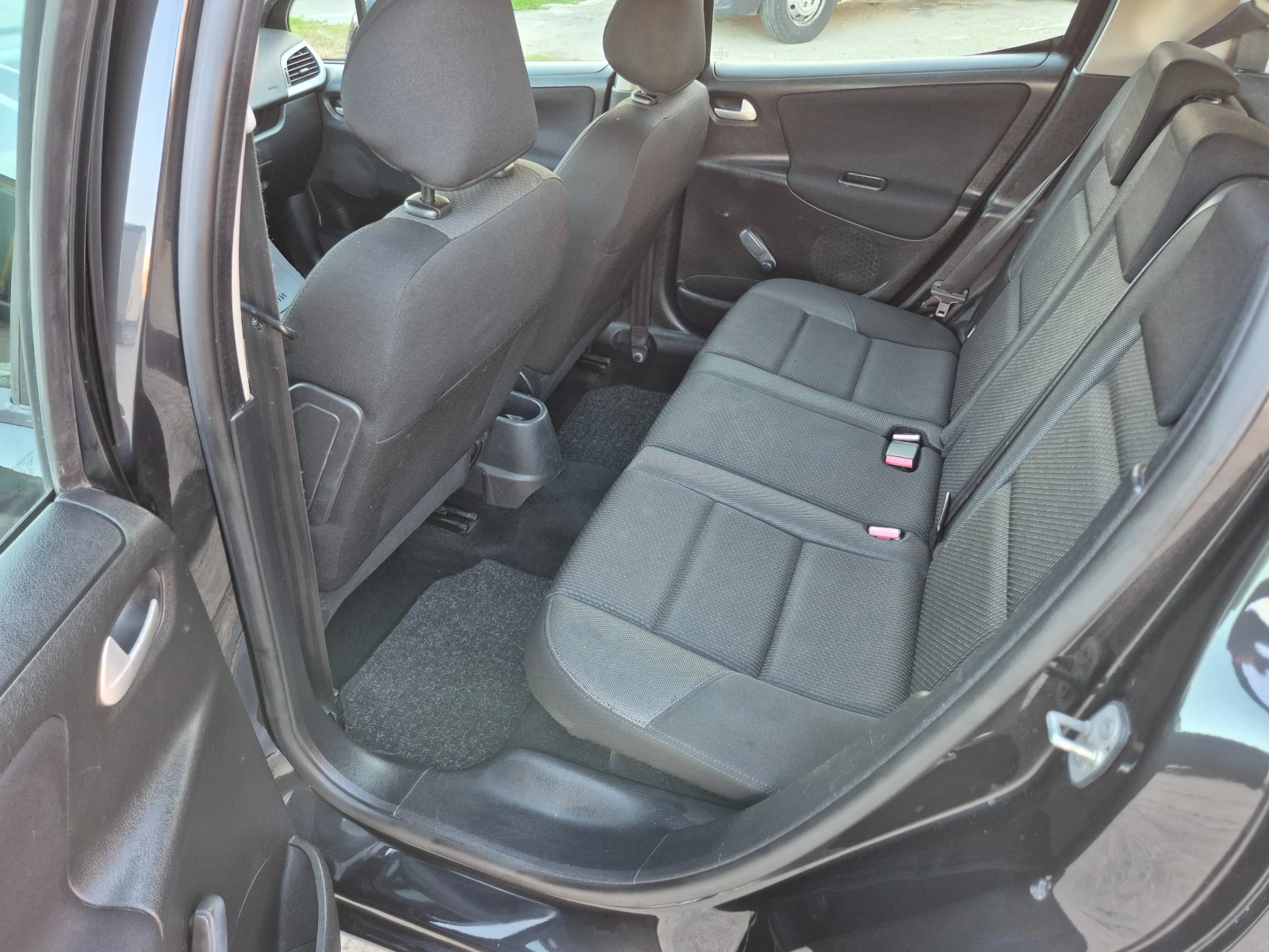 Peugeot 207 1.4i-ГАЗ-Италия  - изображение 8