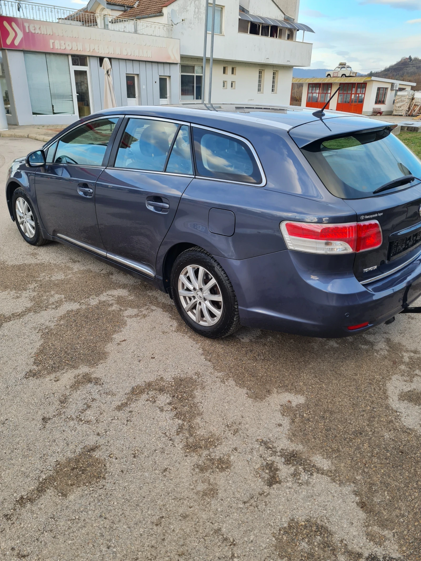Toyota Avensis 2.0куб.126к.с.2009г.  - изображение 4