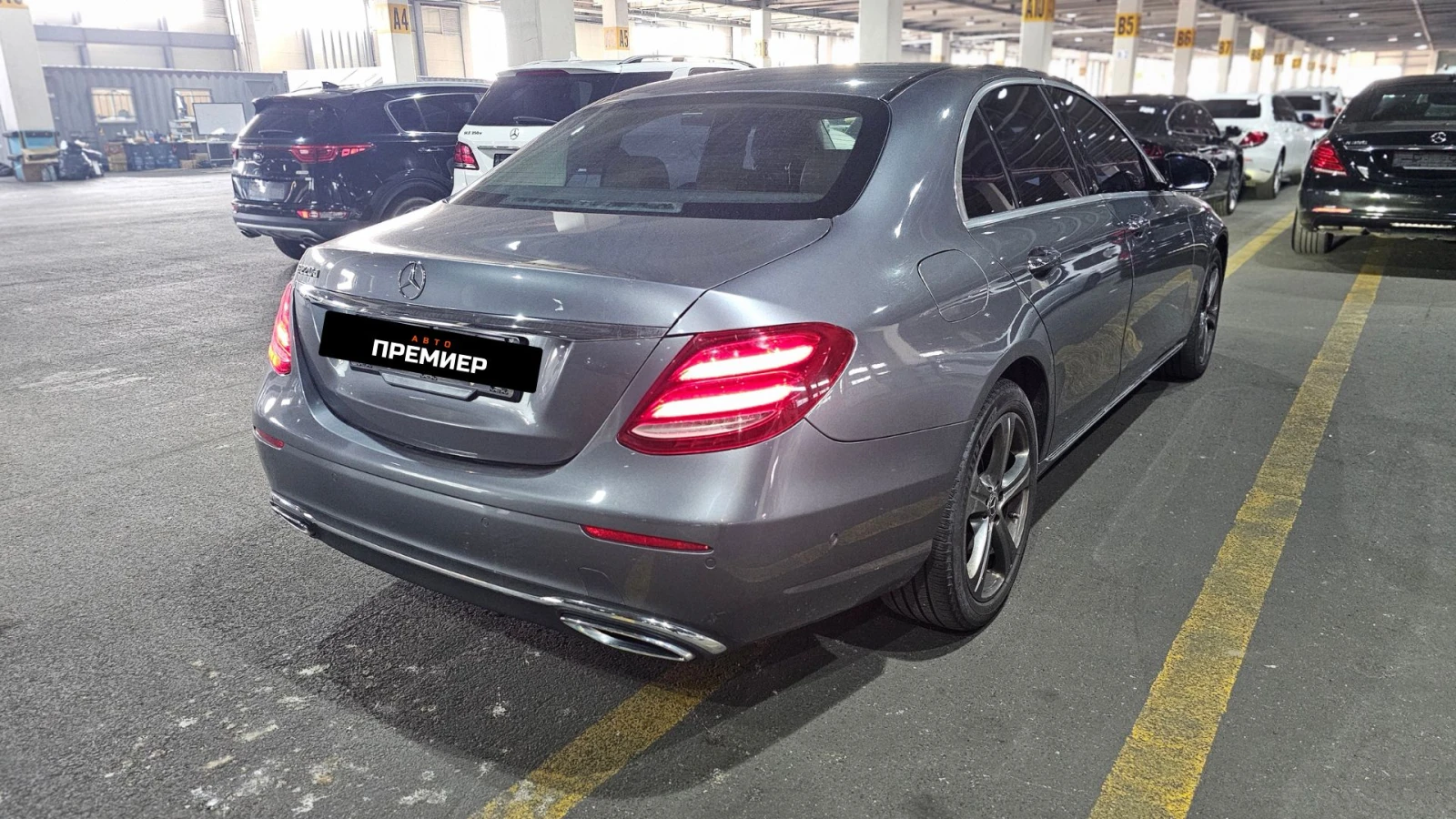 Mercedes-Benz E 220 CDI-ОЧАКВАН ВНОС-ГАРАНЦИЯ-РЕАЛНИ КМ! - изображение 4