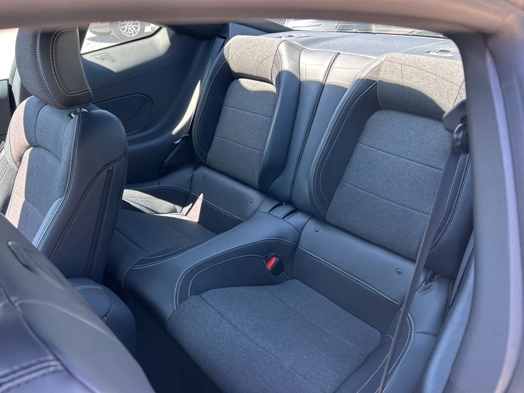 Ford Mustang * EcoBoost Local One owner * CARFAX * ���� �� �� | Mobile.bg � ����������� 13