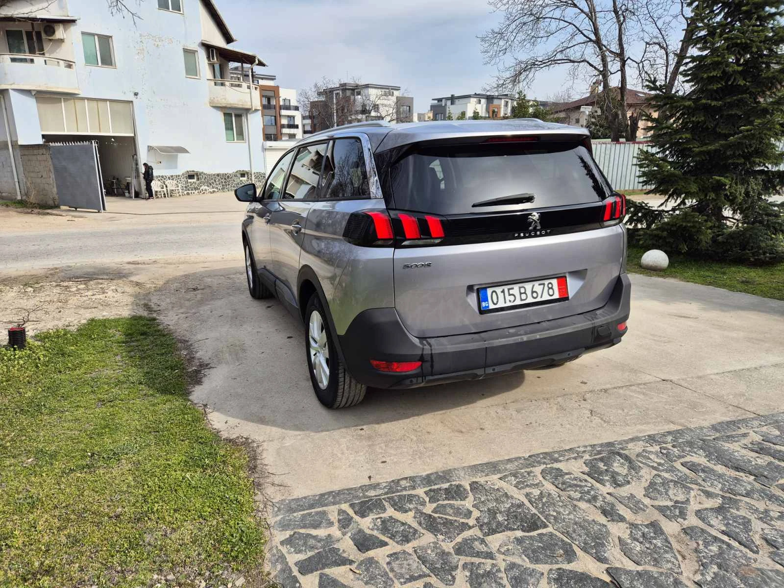 Peugeot 5008 1.6 eHDI avtomat, снимка 9 - Автомобили и джипове - 53715664