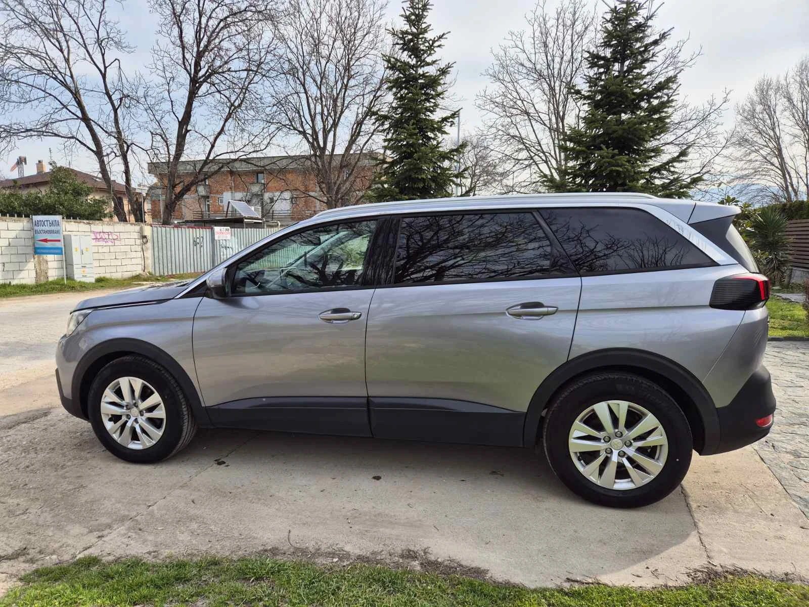 Peugeot 5008 1.6 eHDI avtomat, снимка 6 - Автомобили и джипове - 53715664