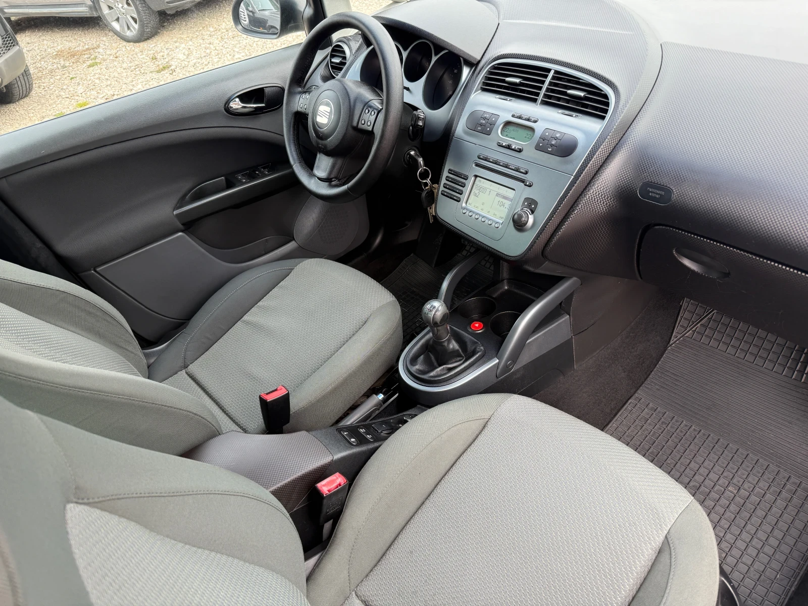 Seat Altea 1.9 TDI, снимка 10 - Автомобили и джипове - 53917142