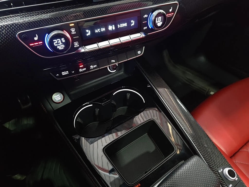 Audi S4 3.0T* quattro* Premium* АвтоКредит* (ЦЕНА ДО БГ), снимка 15 - Автомобили и джипове - 54128947