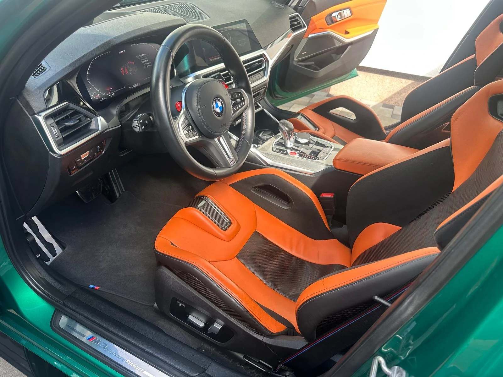 BMW M3 Competition, снимка 8 - Автомобили и джипове - 54133057