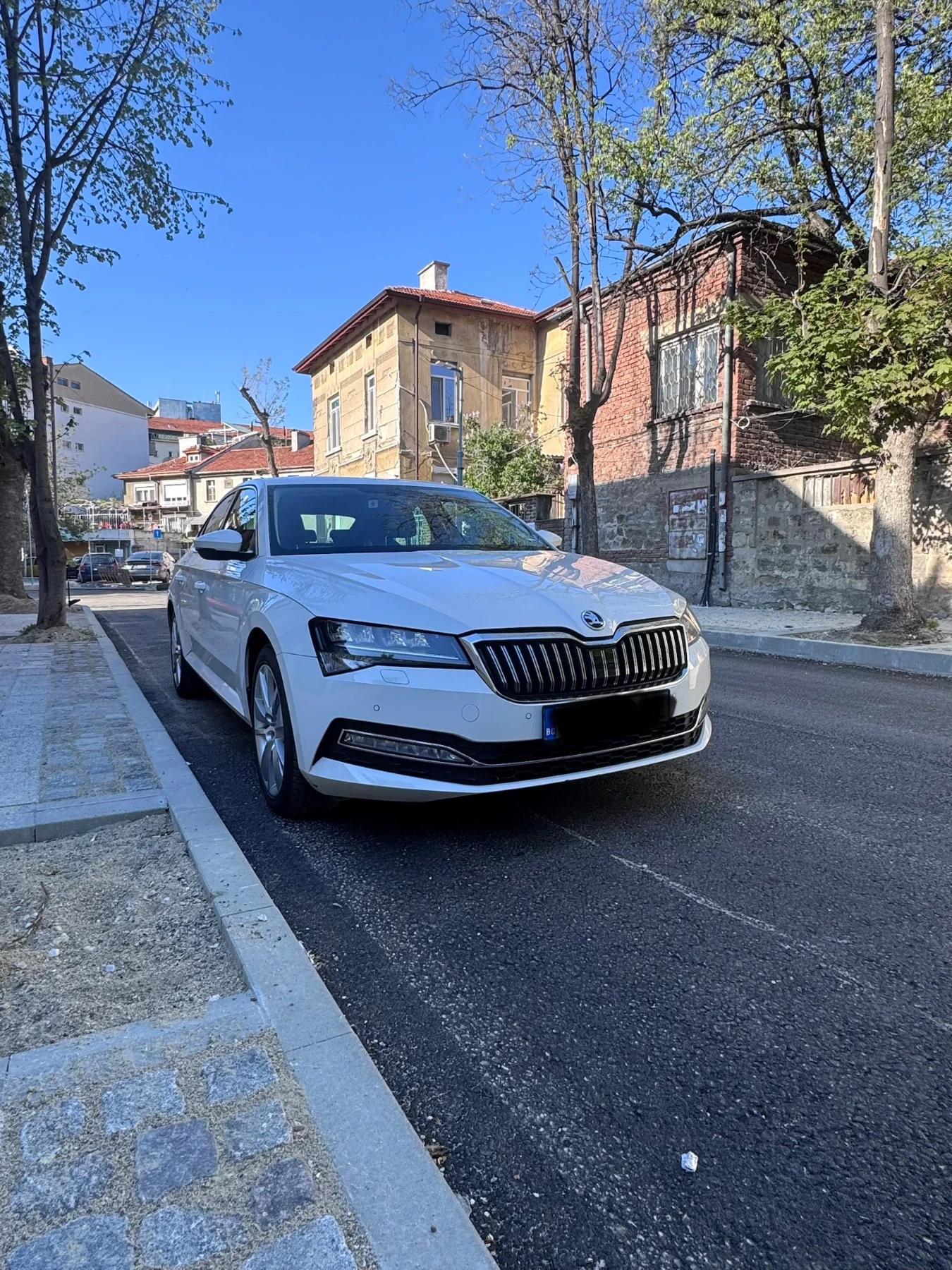 Skoda Superb 2.0TDI DSG7 4x4, снимка 6 - Автомобили и джипове - 54254099