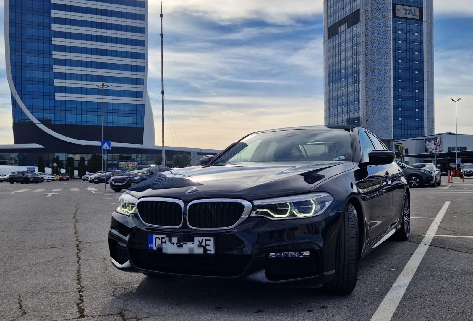 BMW 530 X-Drive M-pak.360 cam, снимка 12 - Автомобили и джипове - 54276025