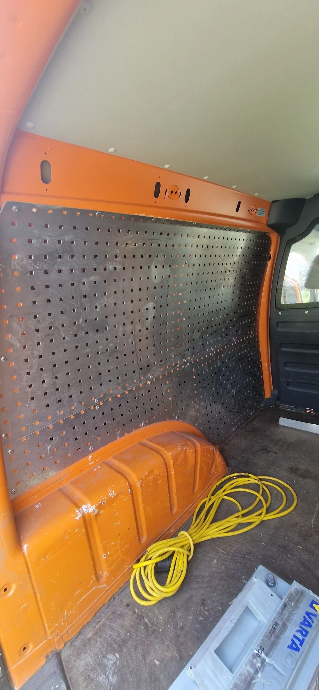 VW Caddy Метан, снимка 10 - Автомобили и джипове - 54276025