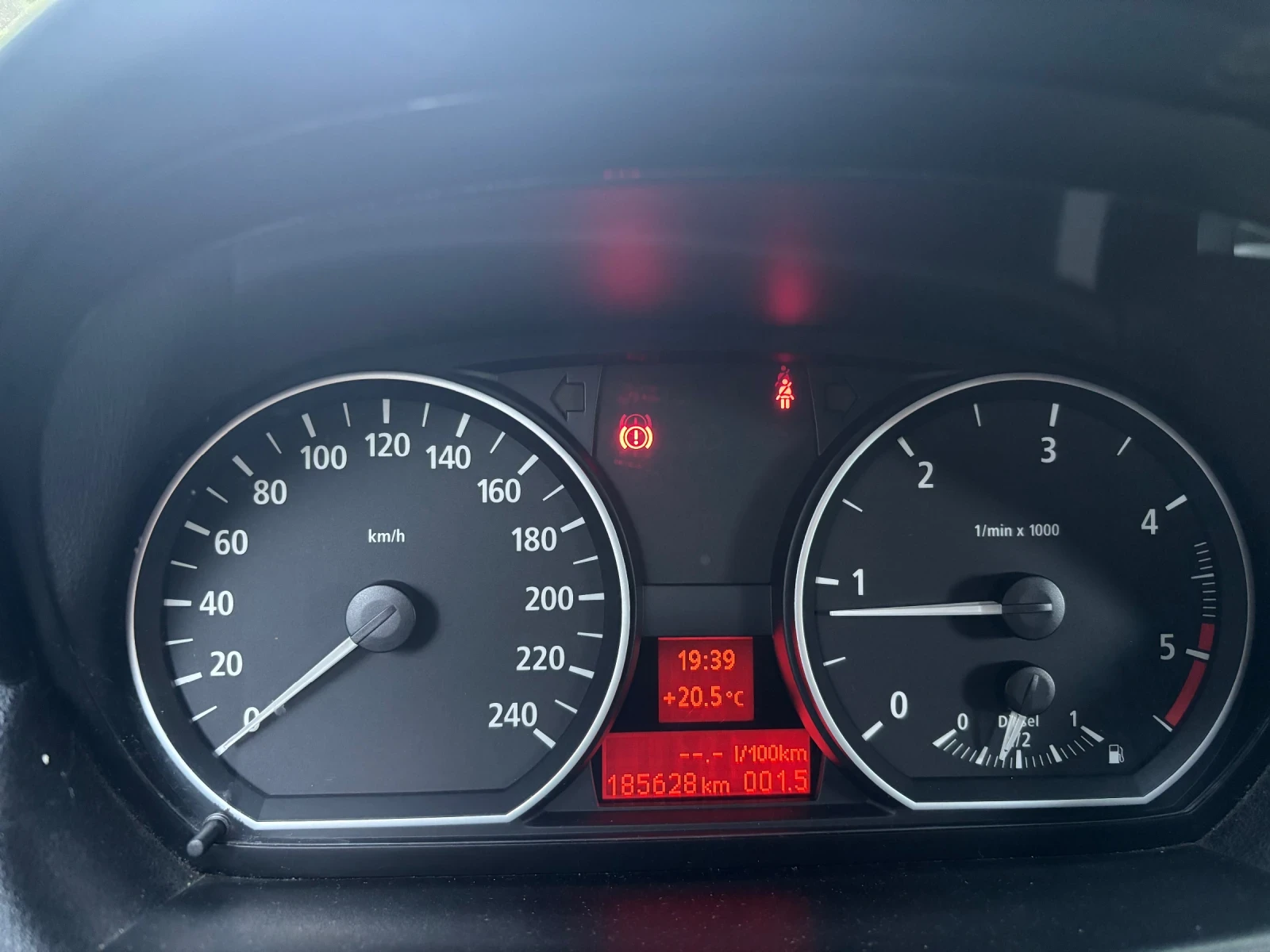 BMW 118, снимка 6 - Автомобили и джипове - 54323345