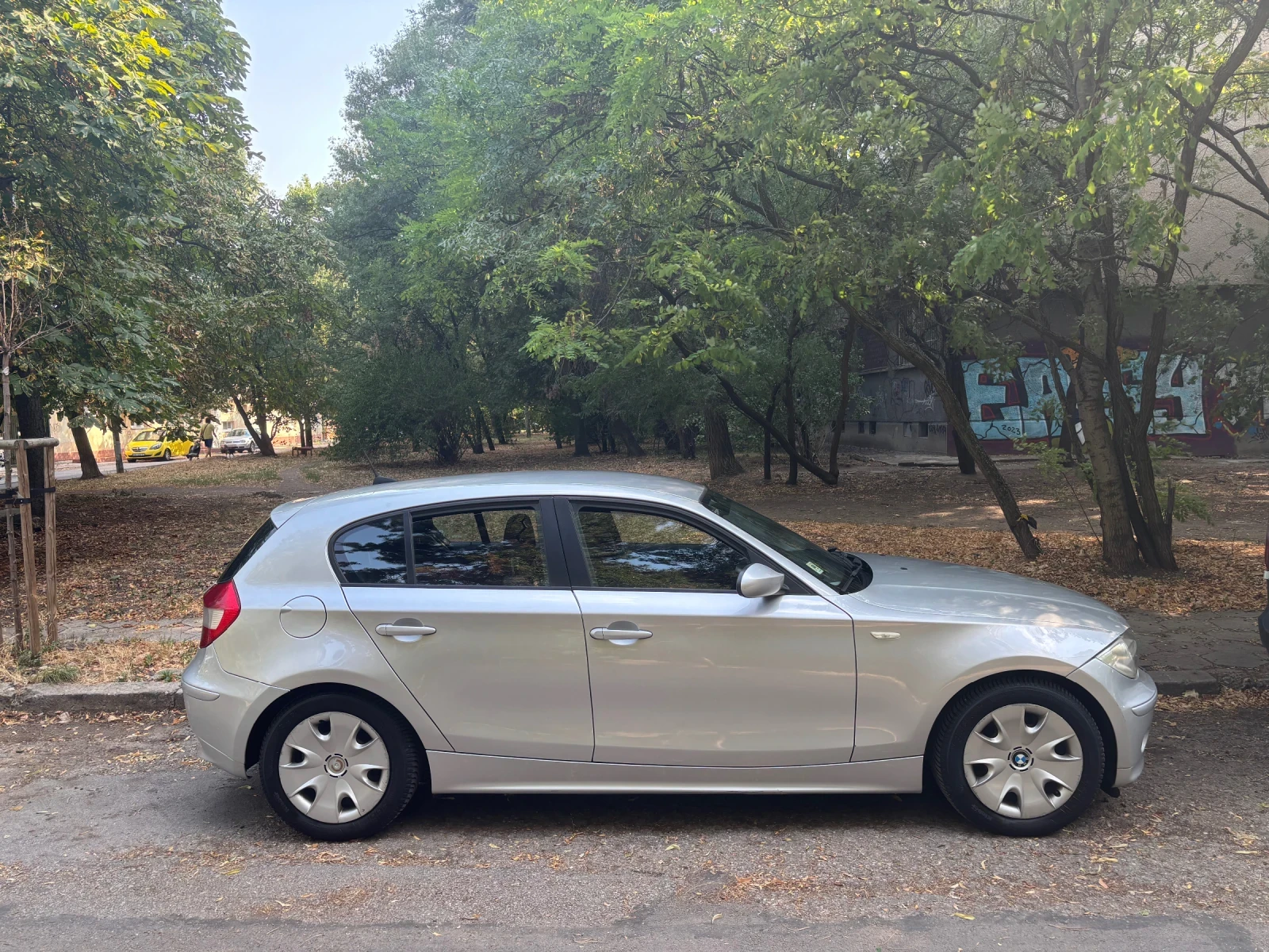 BMW 118, снимка 3 - Автомобили и джипове - 54323345