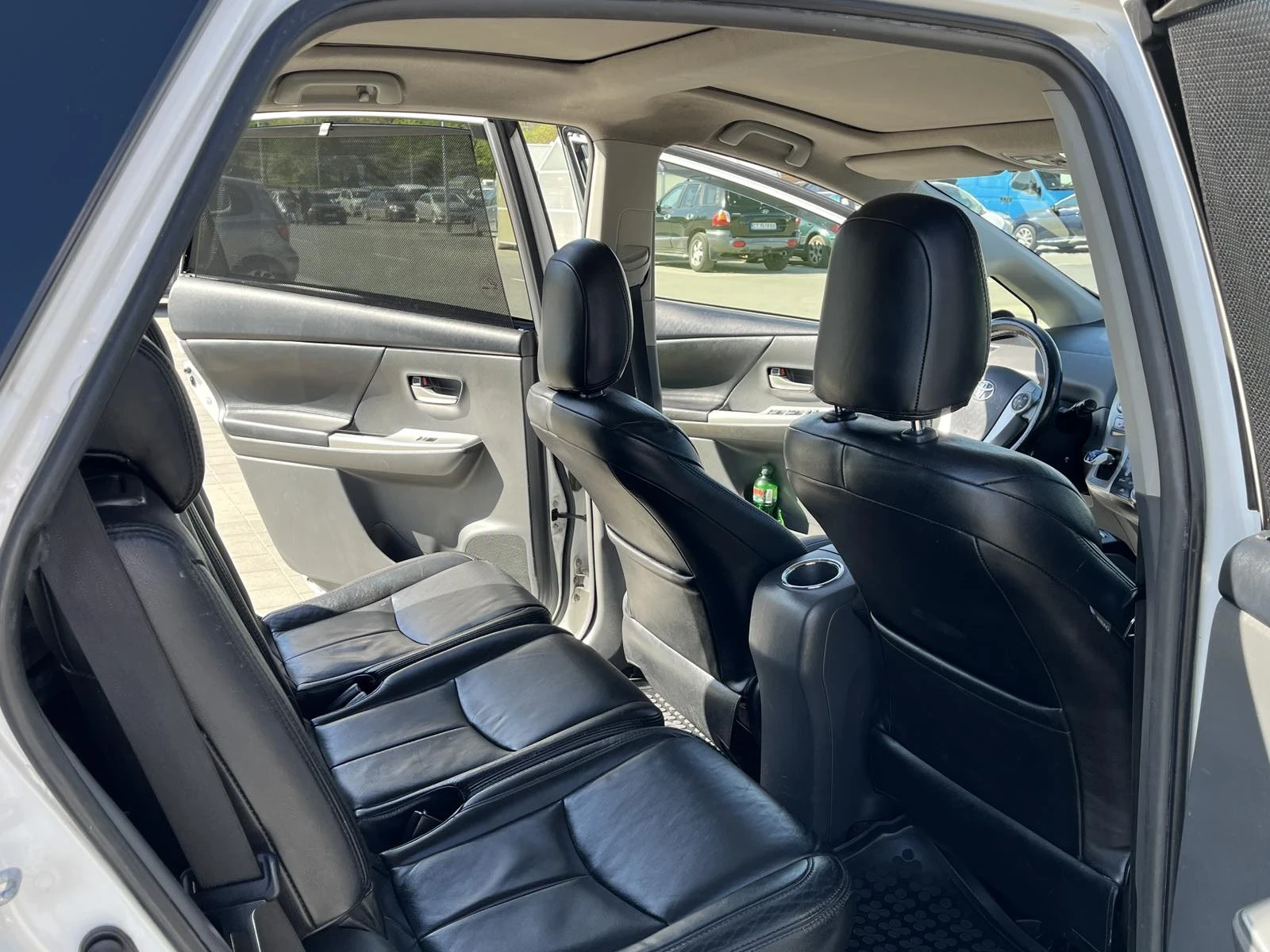 Toyota Prius, снимка 3 - Автомобили и джипове - 54345194